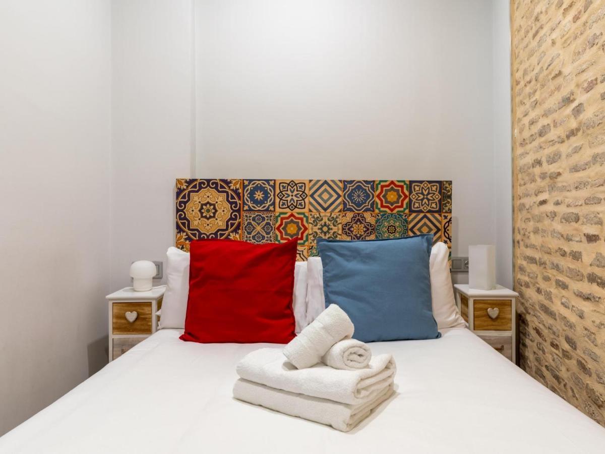 Holi-Rent Padre Manjon Apartment Seville Exterior photo
