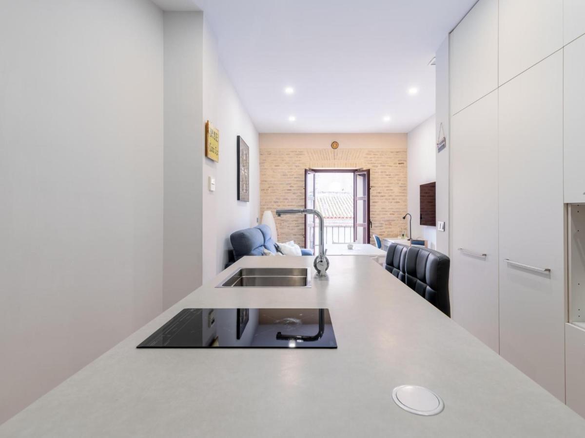 Holi-Rent Padre Manjon Apartment Seville Exterior photo