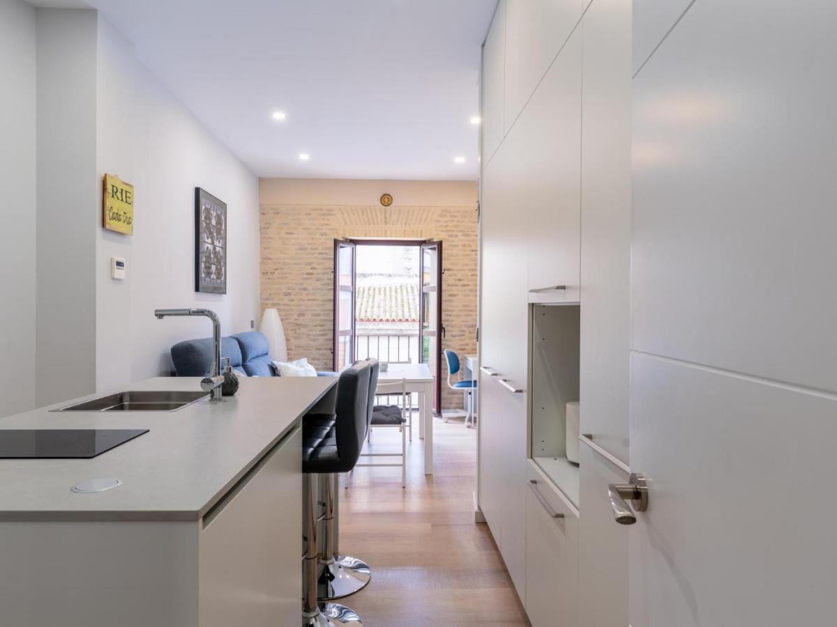 Holi-Rent Padre Manjon Apartment Seville Exterior photo